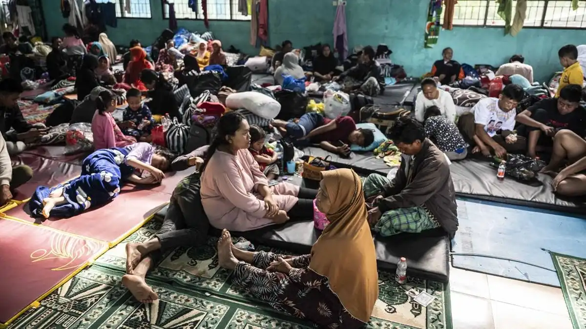 Read more about the article Cerita Warga Depok Korban Longsor: Dengar Suara Gemuruh dan Terasa Seperti Gempa